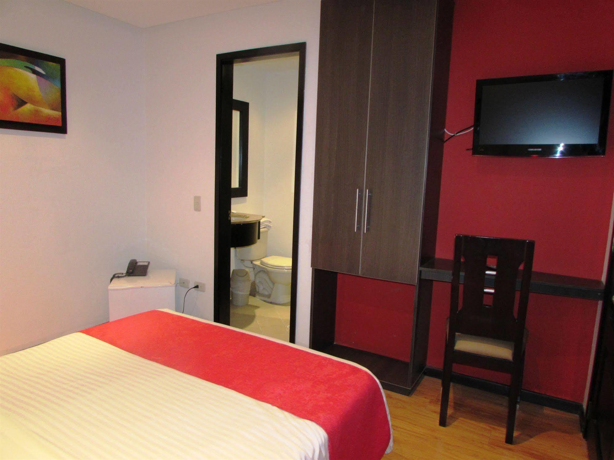 Hotel American Deluxe Bogotá Zewnętrze zdjęcie